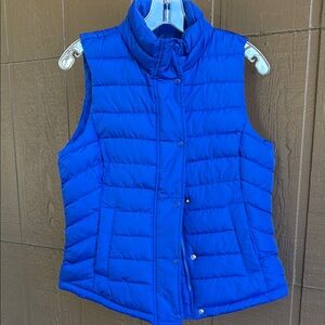 Gap Women's Blue Puffer Vest